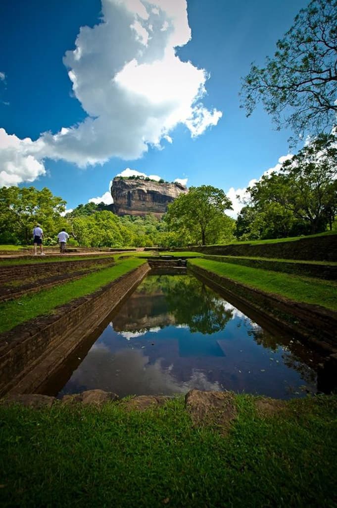 Ancient Anuradhapura site & Sigiriya Rock Fortress